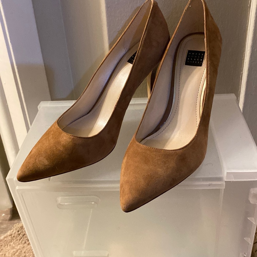 White House Black Market suede pumps